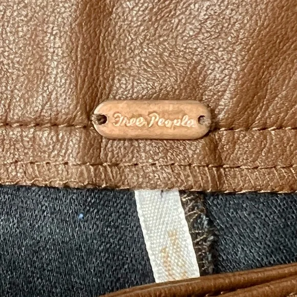 ❌SOLD❌ Free People | Sasha Vegan Kick Flare Pants; Faux Leather; Brown, Sz 6 - Picture 4 of 15